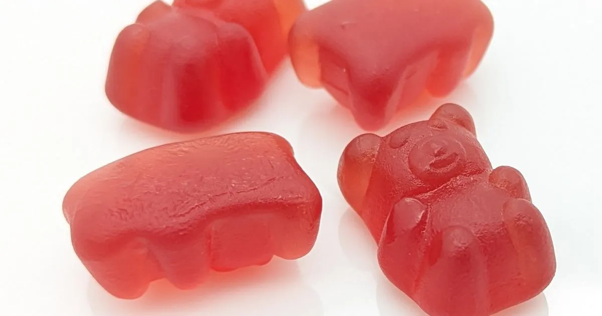 Types of cannabis edibles: gummies and drinks